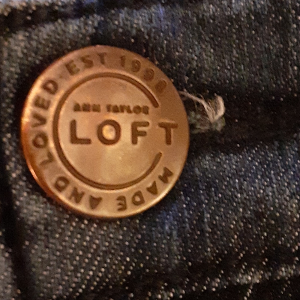 Ann Taylor Loft Modern Kick Stretch Crop dark wash denim blue jeans sz 26 EUC… - Picture 8 of 8